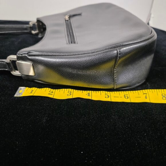 LIZ CLAIBORNE Black Leather Shoulder Bag - Picture 14 of 15